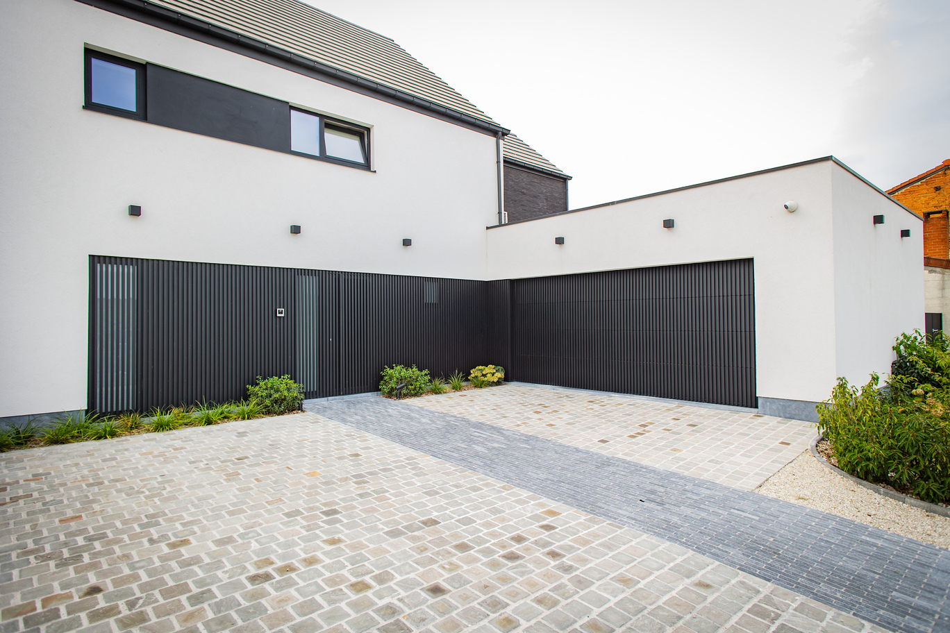 Tivolux Projet Ville-Pommeroeul Aliplast Châssis Alu RAL 9005