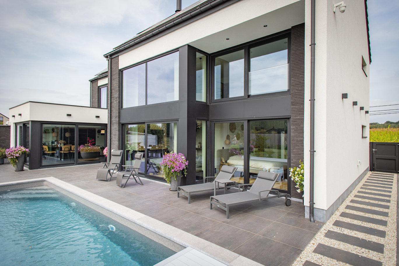 Tivolux Ville-Pommeroeul Aliplast Châssis Alu